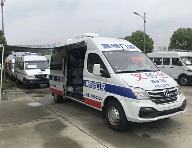 大通V80牙科車 大通V80牙科車