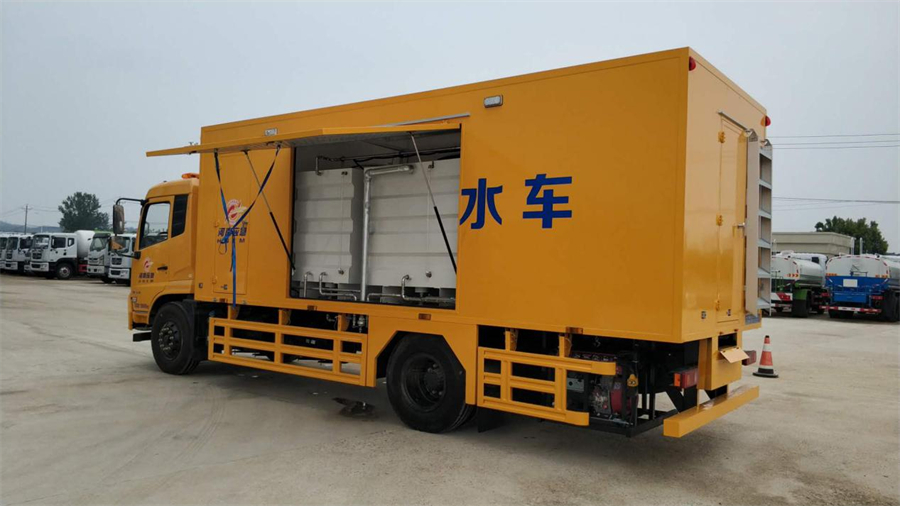 東風天錦凈水車 東風天錦凈水車