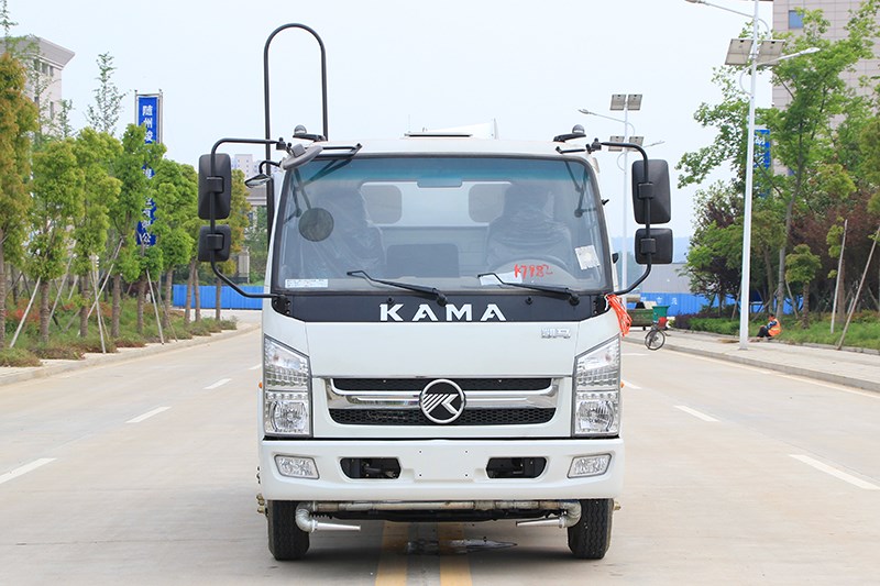 國(guó)六凱馬 藍(lán)牌 5噸 抑塵車(chē) 國(guó)六凱馬 藍(lán)牌 5噸 抑塵車(chē)