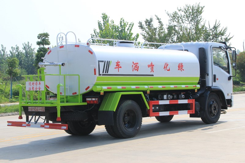 國(guó)六大福瑞卡 9.2噸 灑水車(chē) 國(guó)六大福瑞卡 9.2噸 灑水車(chē)