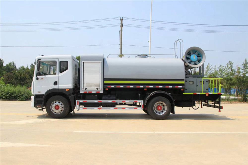 國六12方東風D9 抑塵車50-100米 國六12方東風D9 抑塵車50-100米