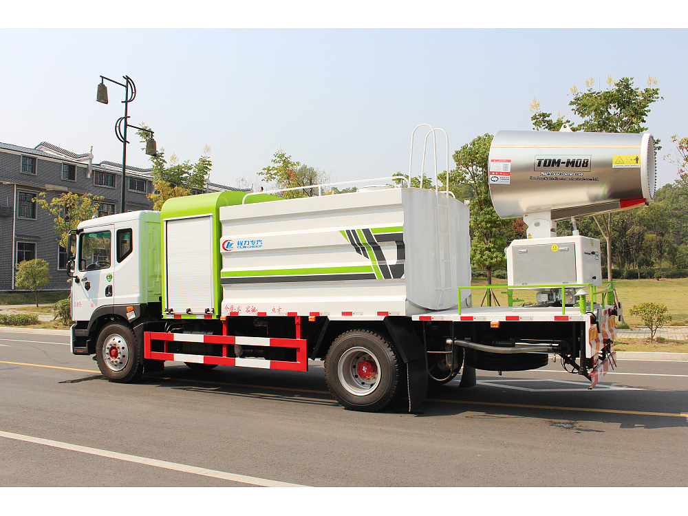 東風(fēng)多利卡D9霧炮車國六10立方/50-100米霧炮 東風(fēng)多利卡D9霧炮車國六10立方/50-100米霧炮