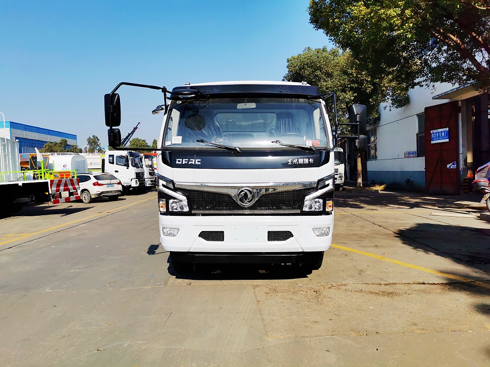 東風(fēng)凱普特多功能霧炮車國(guó)六6.5立方/30-60米霧炮 東風(fēng)凱普特多功能霧炮車國(guó)六6.5立方/30-60米霧炮