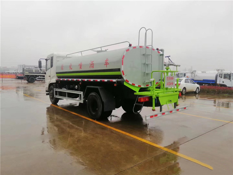 國(guó)六14方東風(fēng)灑水車(chē) 國(guó)六14方東風(fēng)灑水車(chē)