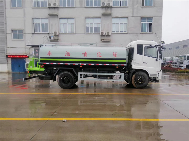 國(guó)六14方東風(fēng)灑水車(chē) 國(guó)六14方東風(fēng)灑水車(chē)