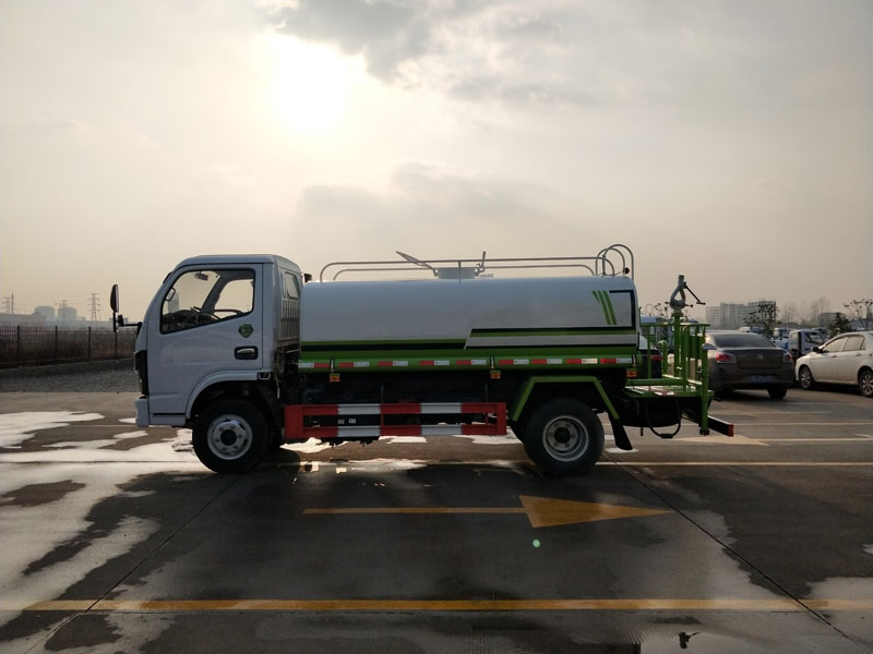 國六5方東風灑水車 國六5方東風灑水車