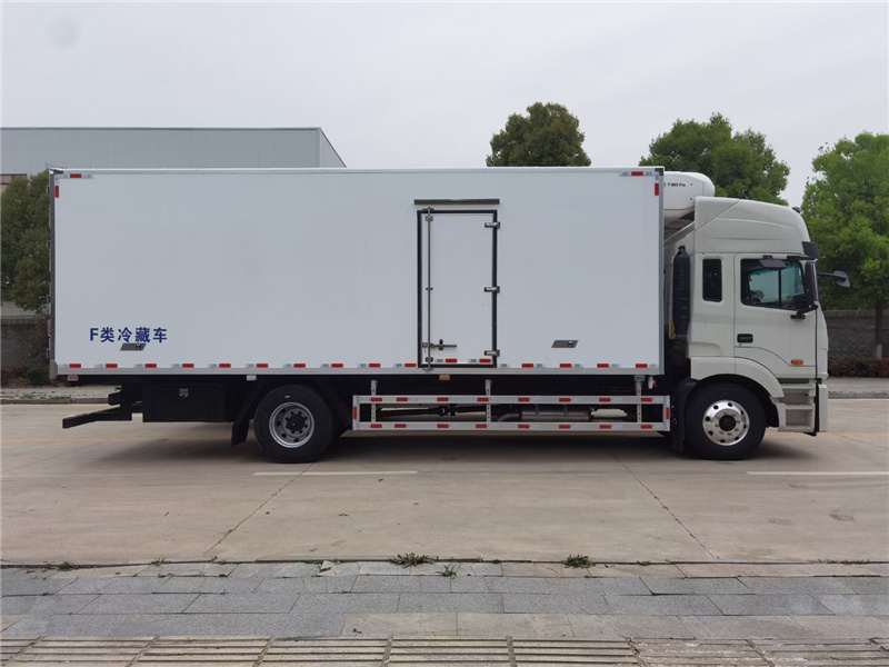 江淮格爾發A5x高頂雙臥冷藏車 江淮格爾發A5x高頂雙臥冷藏車