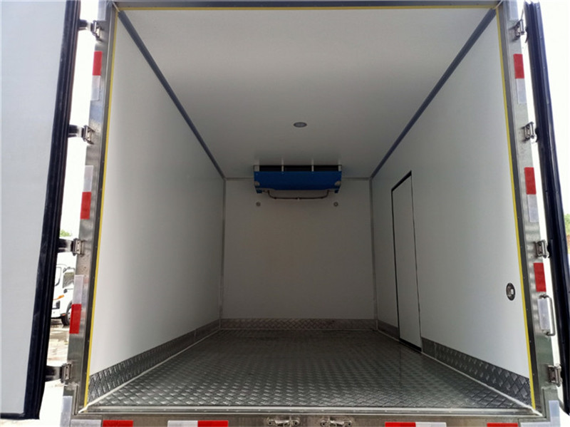 國六 福田奧鈴CTS(156馬力冷藏車) 國六 福田奧鈴CTS(156馬力冷藏車)