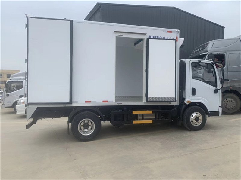 國六 東風(fēng)行易EV新能源油電混合動力4.2米 國六 東風(fēng)行易EV新能源油電混合動力4.2米