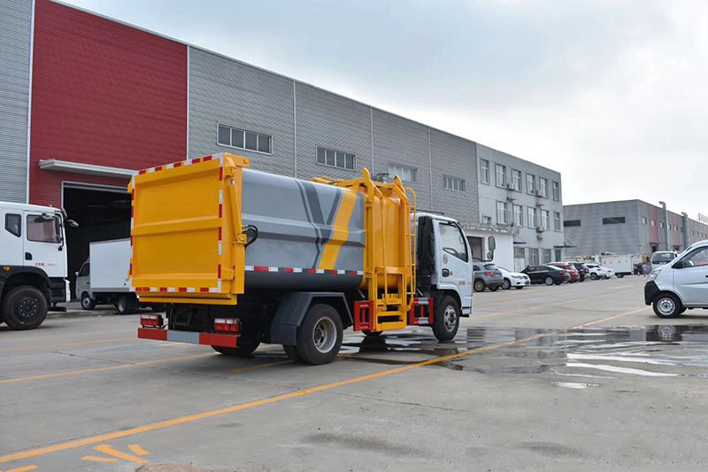 國(guó)六7方 藍(lán)牌東風(fēng)D6 側(cè)裝壓縮垃圾車(chē) 國(guó)六7方 藍(lán)牌東風(fēng)D6 側(cè)裝壓縮垃圾車(chē)