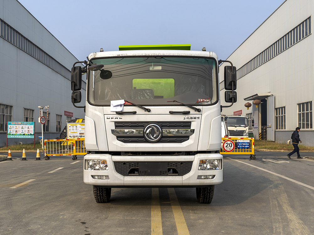 東風D9掛桶垃圾車 東風D9掛桶垃圾車