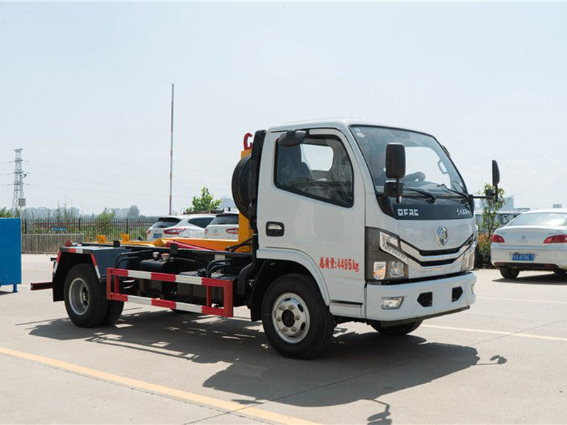 黃牌多利卡5方勾臂垃圾車(chē) 黃牌多利卡5方勾臂垃圾車(chē)