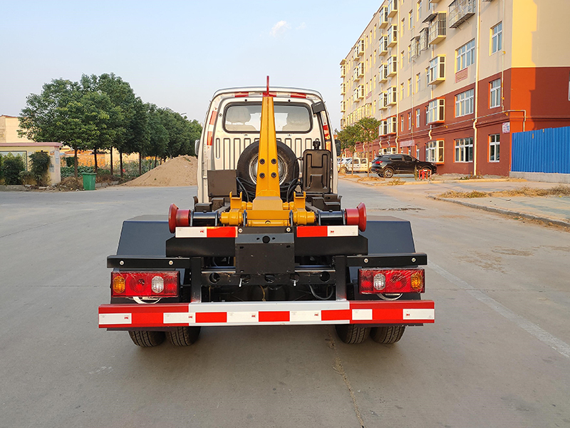 唐駿后雙輪3-4勾臂垃圾車 唐駿后雙輪3-4勾臂垃圾車