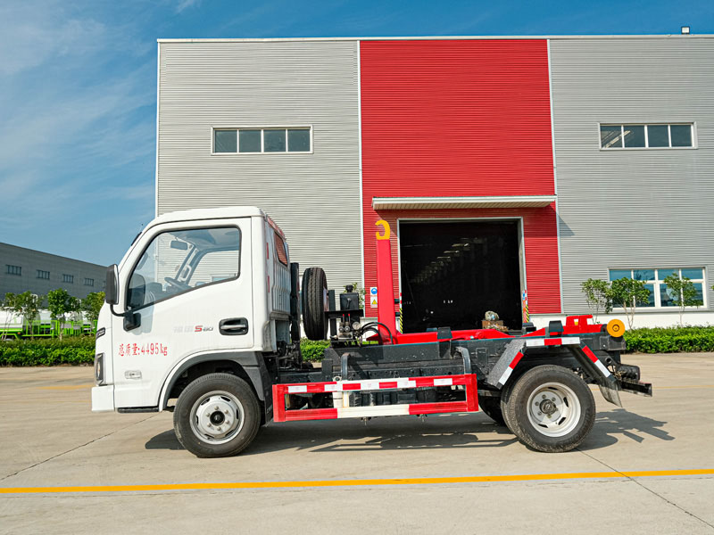 躍進勾臂垃圾車 躍進勾臂垃圾車