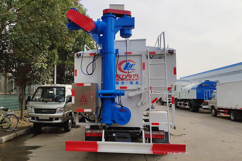 東風多利卡散裝飼料運輸車 東風多利卡散裝飼料運輸車