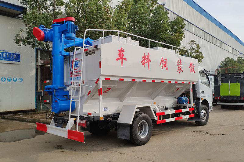 東風多利卡散裝飼料運輸車 東風多利卡散裝飼料運輸車