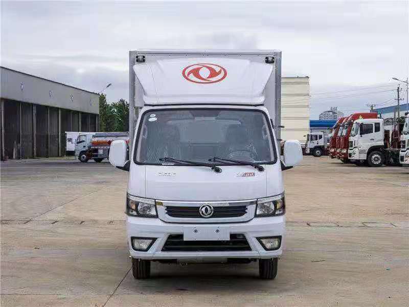 東風途逸3.4米貨廂爆破器材運輸車 東風途逸3.4米貨廂爆破器材運輸車