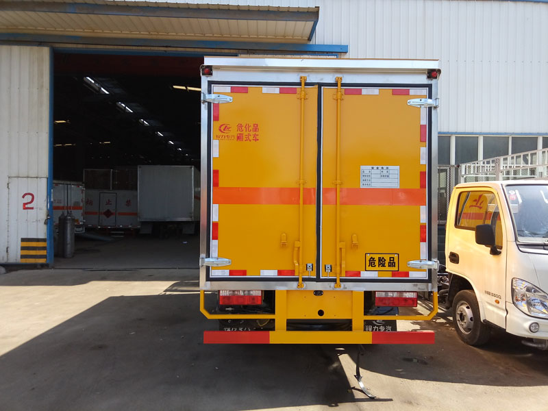 江鈴4.2米爆破器材運輸車 江鈴4.2米爆破器材運輸車