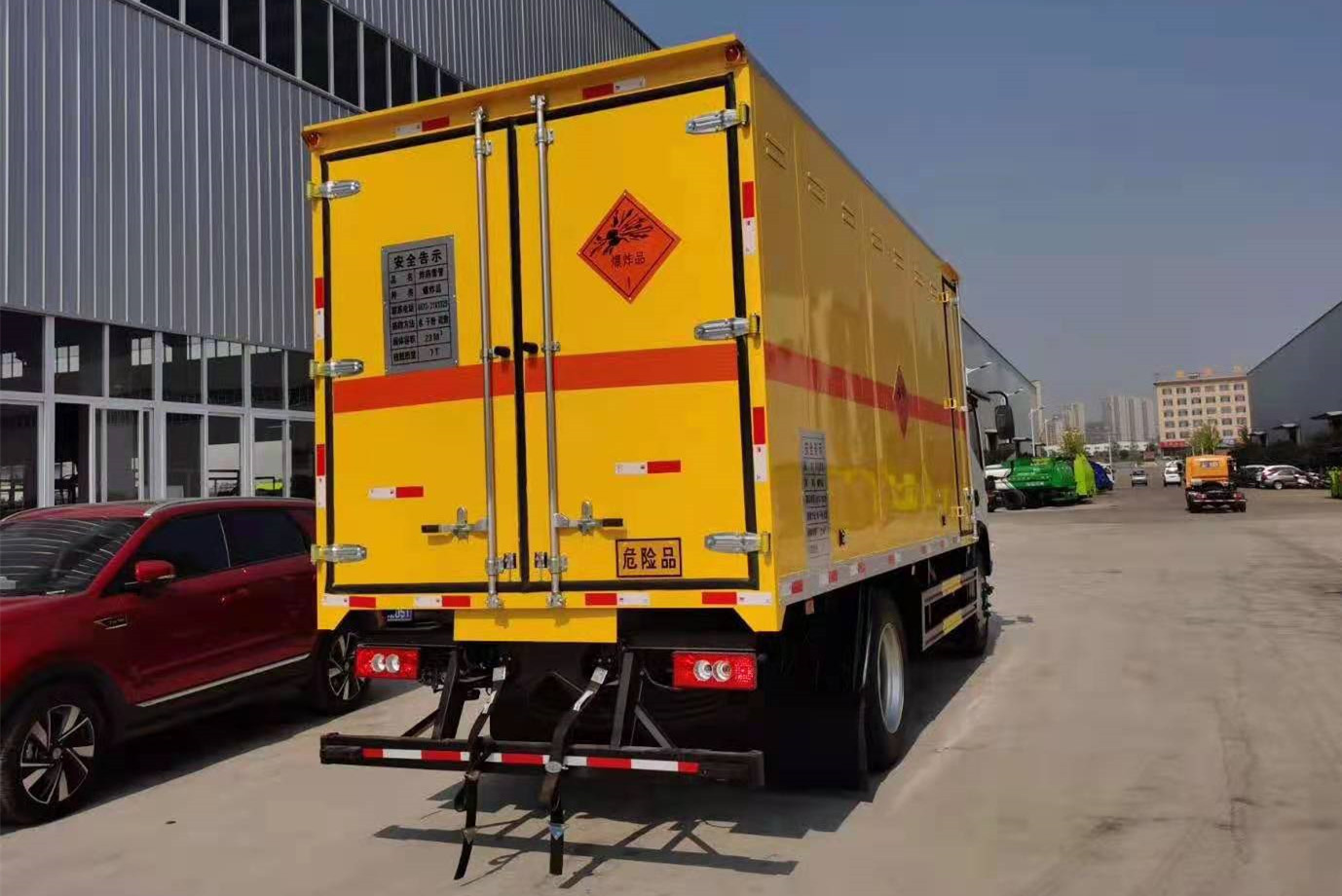 福田歐馬可5.15米爆破器材運(yùn)輸車 福田歐馬可5.15米爆破器材運(yùn)輸車