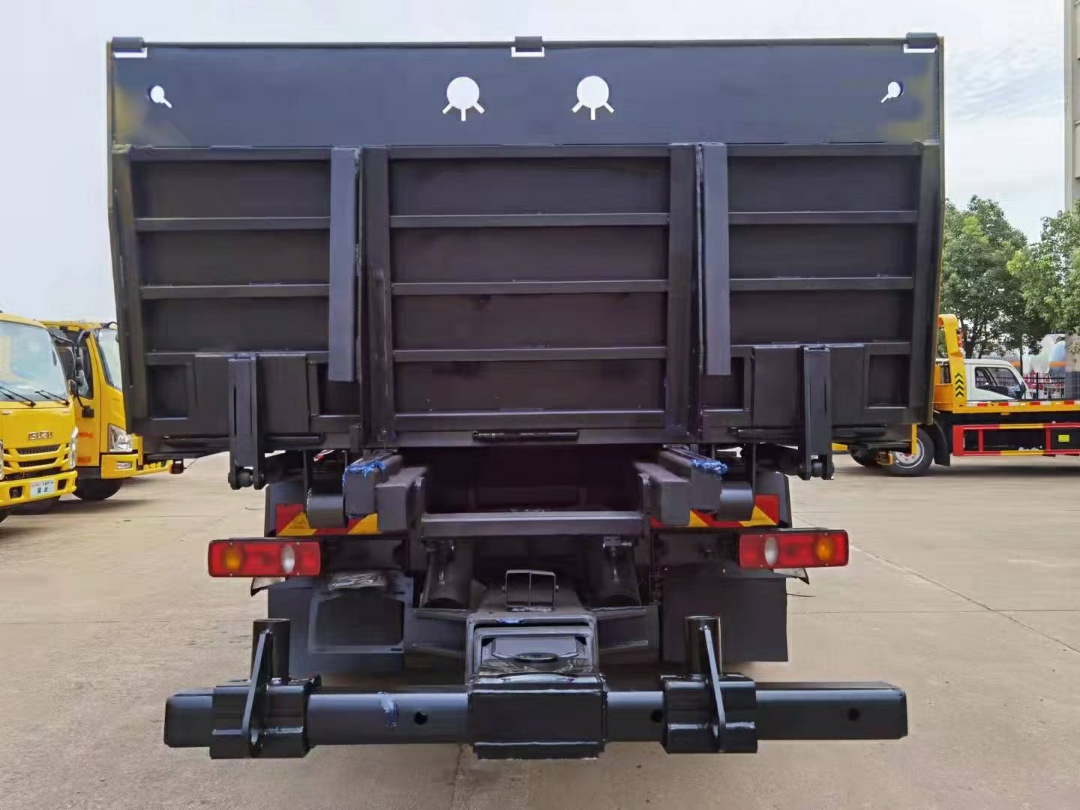 東風天錦一拖二黃牌清障車 東風天錦一拖二黃牌清障車