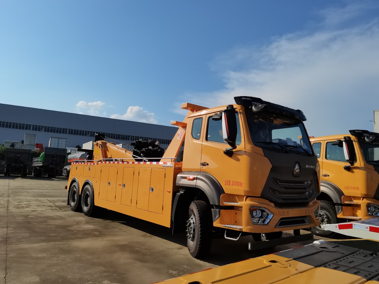重汽豪沃后雙橋托吊連體清障車 重汽豪沃后雙橋托吊連體清障車