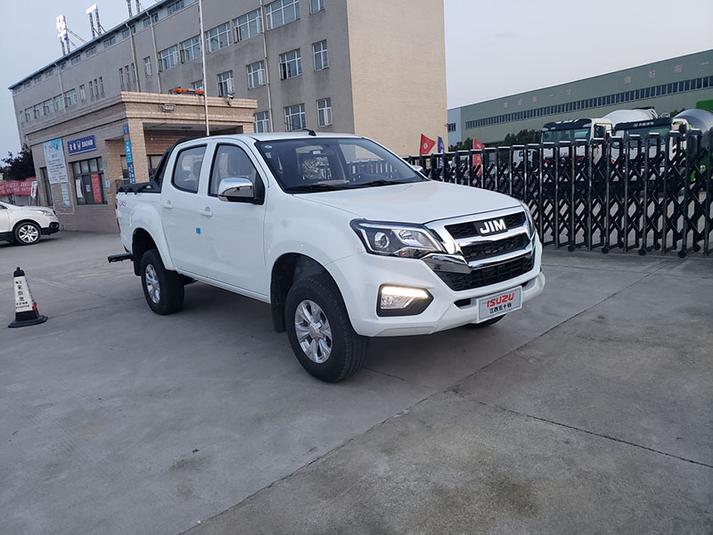 江西五十鈴皮卡地庫(kù)清障車(chē) 江西五十鈴皮卡地庫(kù)清障車(chē)