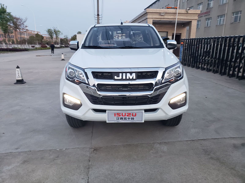 江西五十鈴皮卡地庫(kù)清障車(chē) 江西五十鈴皮卡地庫(kù)清障車(chē)