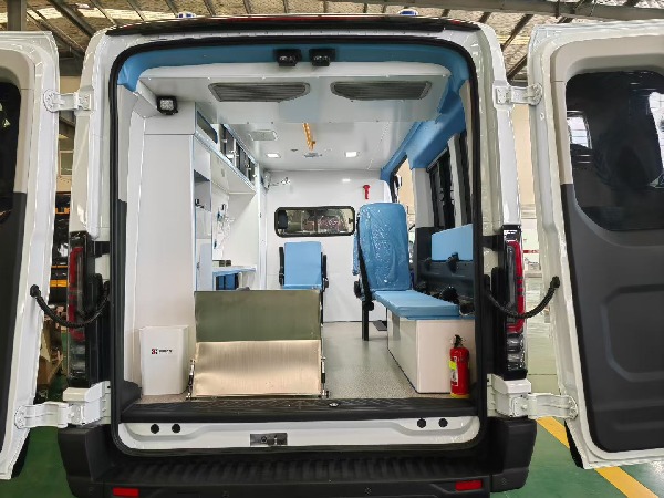 江鈴福特T8救護車 江鈴福特T8救護車