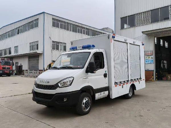 依維柯救護保障車